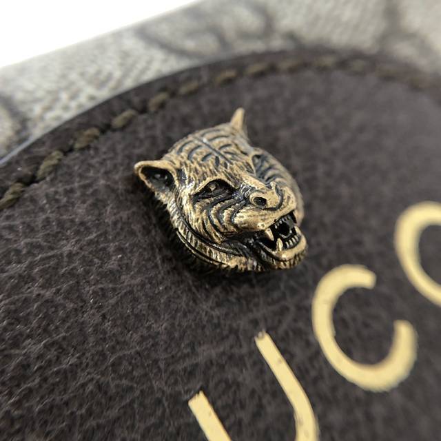 杨幂景甜种草人见人爱的gucci虎头腰包真假鉴别