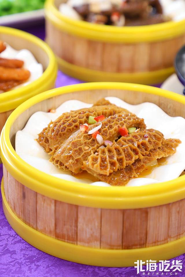 酱香金钱肚  到店必点的必须算上酱香金钱肚.