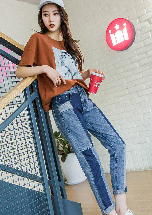 2020年春天牛仔裤流行这样穿