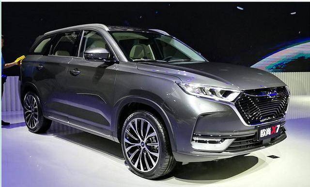 国产车很自信?长城欧尚x7开启预售,价格厚道,还带终生质保