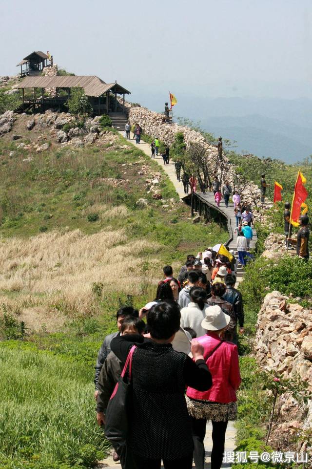 京山绿林山图片