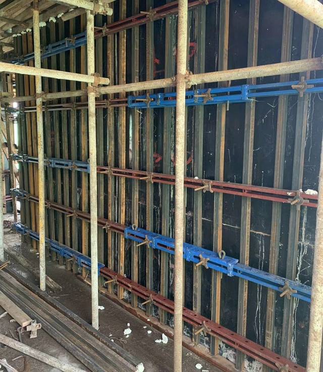 【模板加固工程标准化施工现场】上海宝冶集团承建—郑州·红星天悦