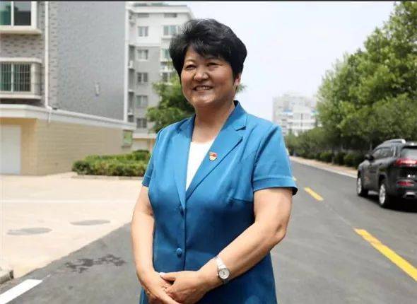 高淑贞(女) 济南市章丘区双山街道三涧溪村党委书记