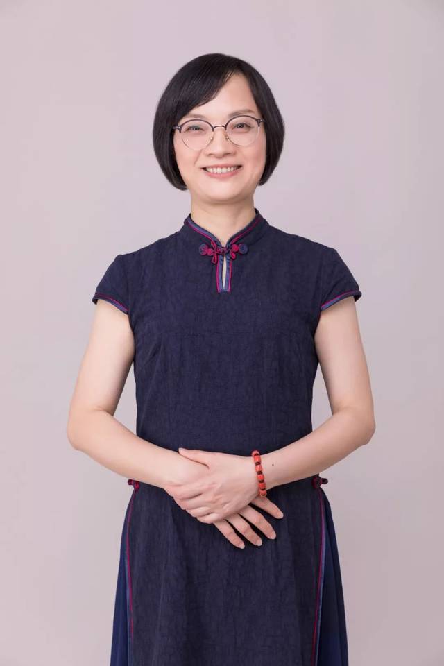 文化参考报大美术周刊│1215期: 封面人物——陈绮雯