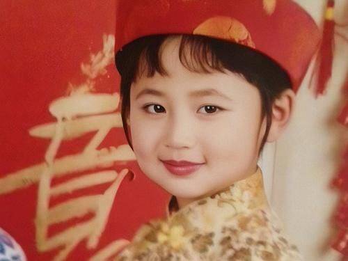 有种童年叫杨紫小时候,不但漂亮而且还超有灵气,果然从小就是演技派