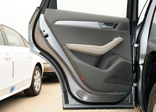 鉴车不求人小白也能轻松掌握的奥迪q5车门鉴定技巧!