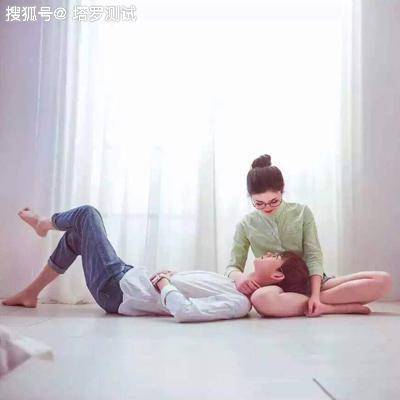 塔罗测试恋爱时的你能让他离不开你吗?