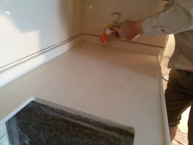 石材橱柜台面安装全过程,几点重要心得要分享!