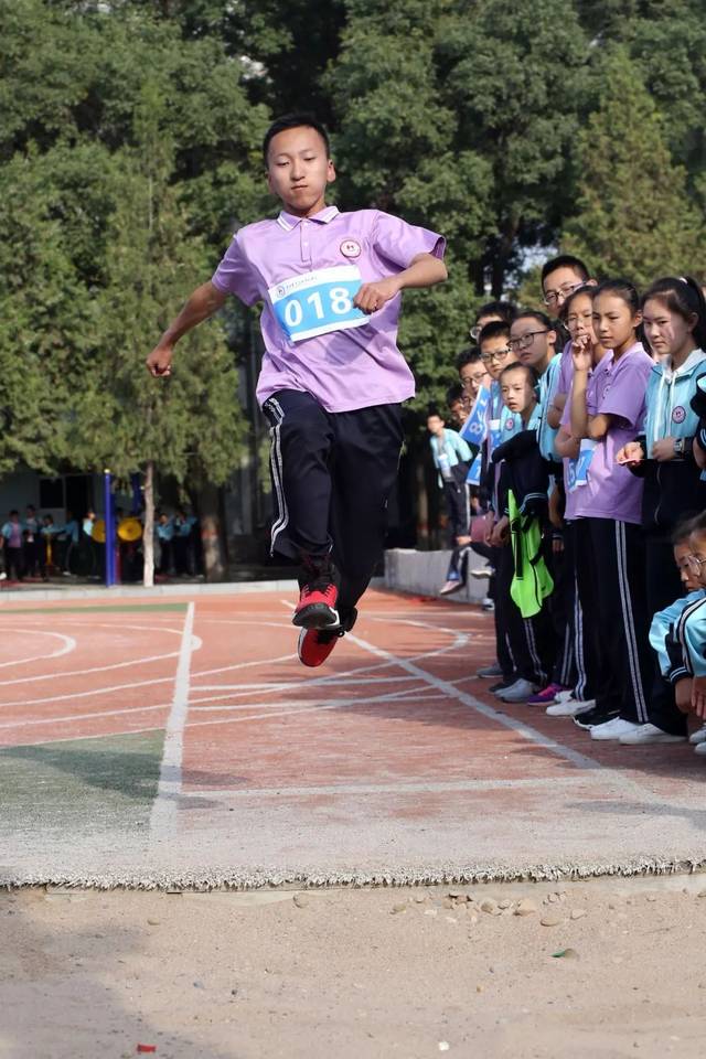 贺昌中学初中部第一届秋季运动会暨第二届广播体操比赛二