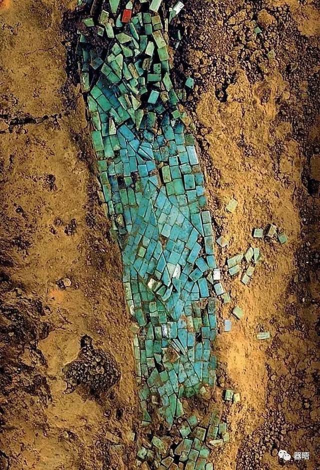 器晤:二里头绿松石龙虎之辨