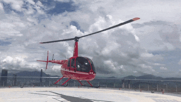 亿联汽车城"豪车展 · 维密show"直升机试飞,超跑巡游,10月26日—30日