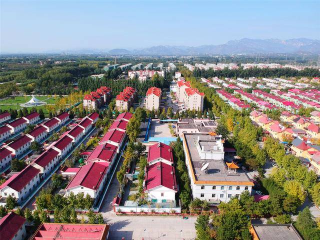 从臭水沟到亿元村,北京房山韩村河家家都住别墅被评为中国十大名村