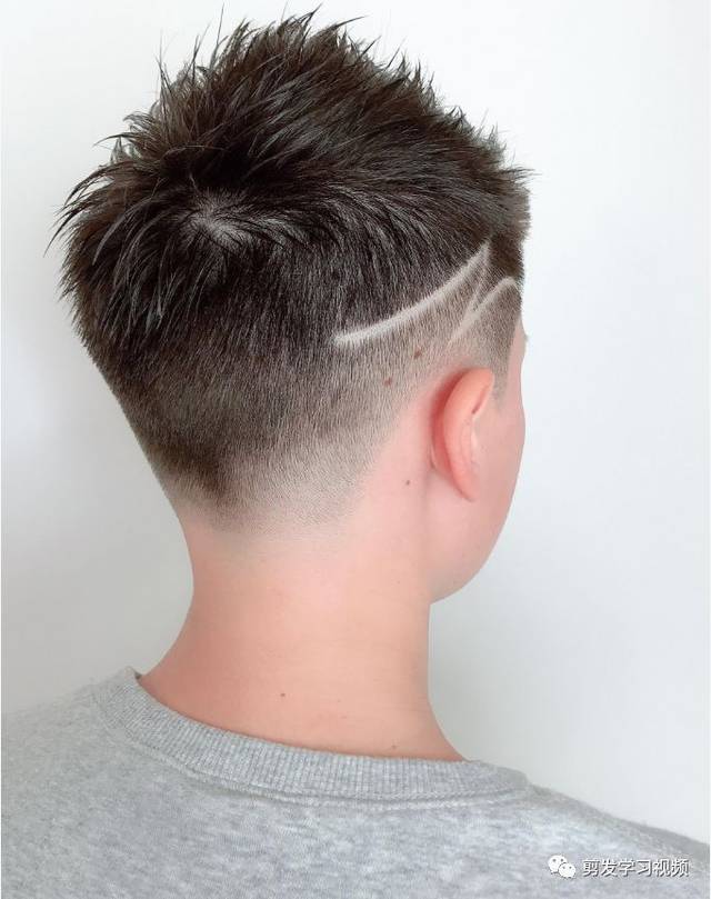 12岁小帅哥发型短发图片