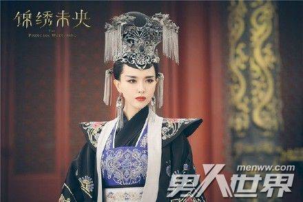 盘点黑色古装造型的女演员,杨紫冷艳,杨幂贵气