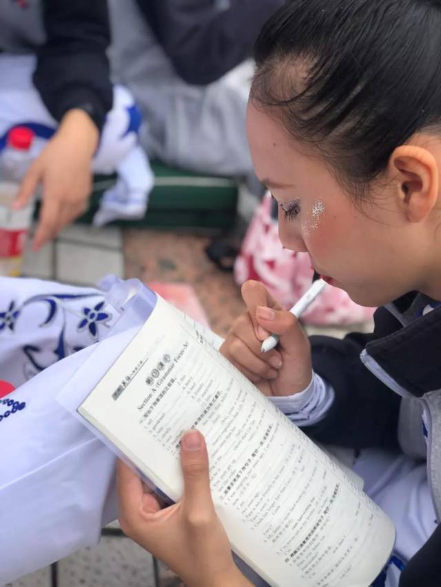 们怎么这么好看!这一盘,棠外初中健美操姑娘们