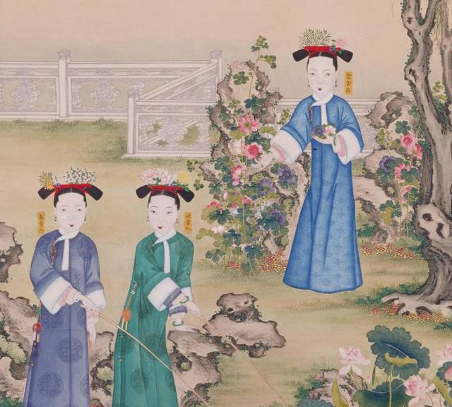 《玫贵妃春贵人行乐图》中的两把头