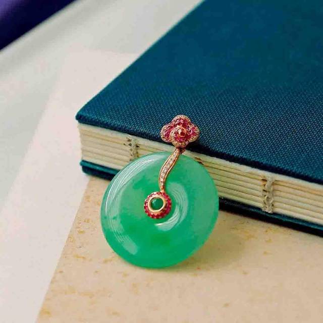 翡翠 玉 扣 玉環 時代物 中國清時代