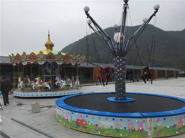 6人旋转蹦极玩起来非常好_手机搜狐网