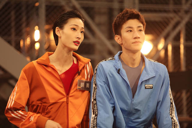 舞蹈风暴变时尚大片拍摄现场胡菁张渊博展超模高级感