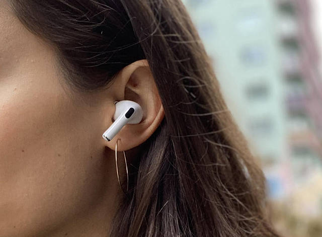 新品４台AirPods Pro-