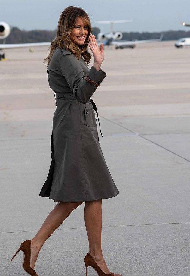 梅拉尼娅胖了穿军绿色风衣霸气亮相气场足变直筒腰没了曲线感