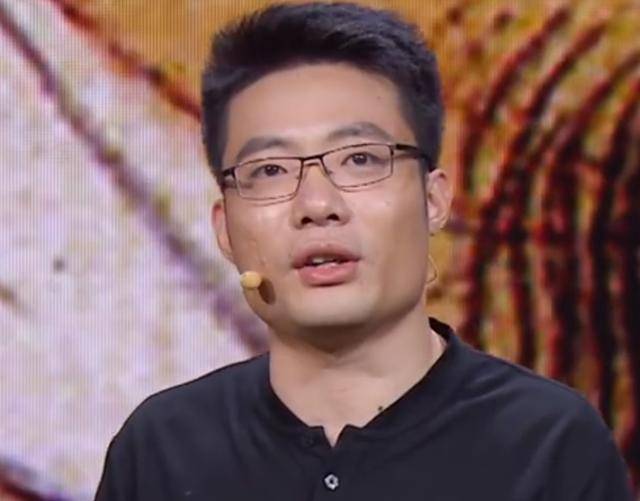 就像前面所说的,大司马已不是小年轻了,也有了自己的孩子,重心上面的