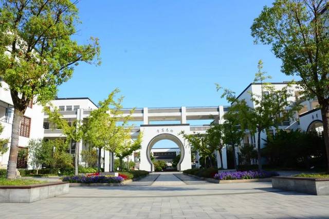 任伯年小学:伯年故里,善美任小 | 美丽学校巡礼