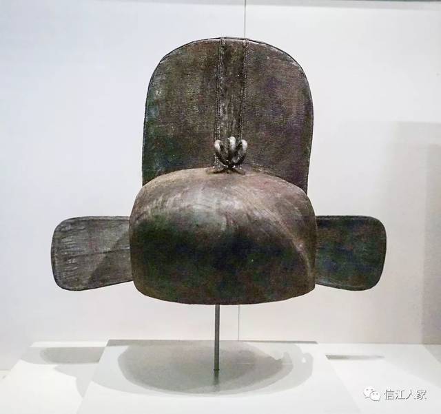 明(公元1368—1644年)乌纱帽(复制品)