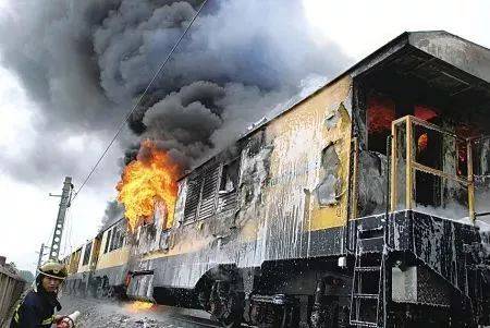 火车起火爆炸致死七十余人,元凶让人没想到