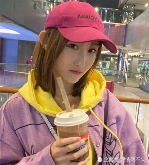 陈三入驻微博2年,微博简介一直没换过,陈雪凝和他分手很正常_手机搜狐