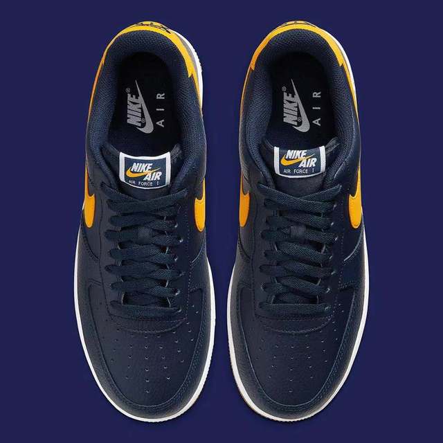 这双 nike air force 1 海军蓝质感十足!