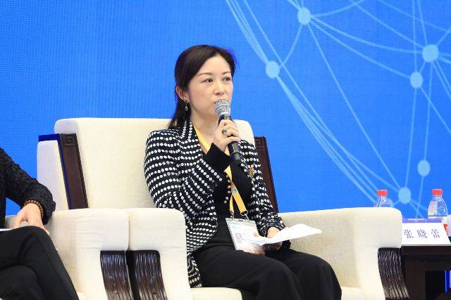 渣打银行张晓蕾:金融机构应争取人民币在一带一路沿线享受同样的使用