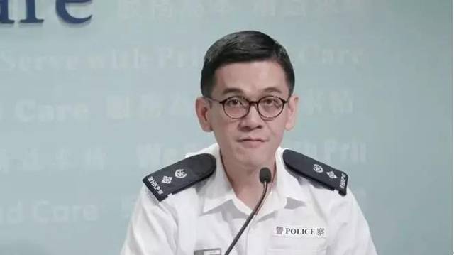 香港警察手撕