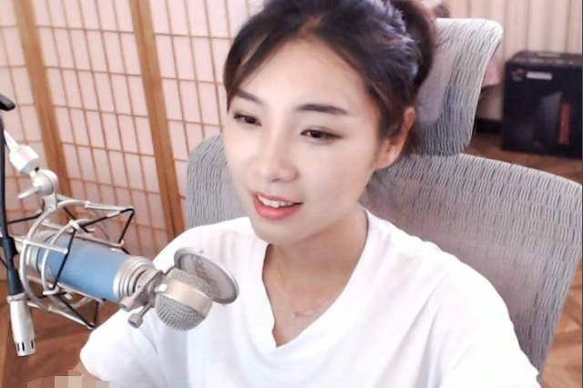 清华北大高材生,斗鱼主播女流66,成《死亡搁浅