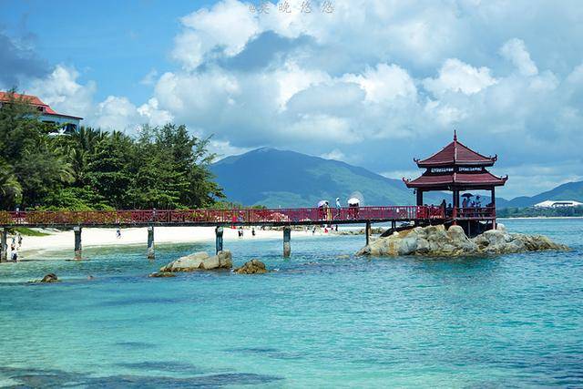 三亚蜈支洲岛旅游攻略,风景真的不比国外差,三亚旅游线路攻略