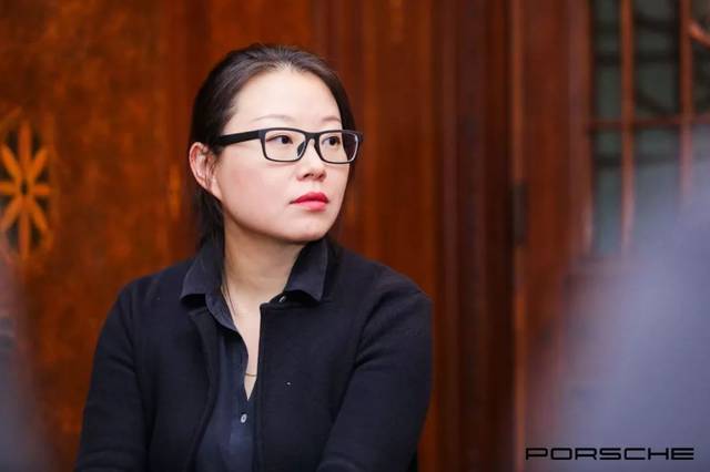 艺术之光：张跃志绘画在当代的艺术趋势中闪耀