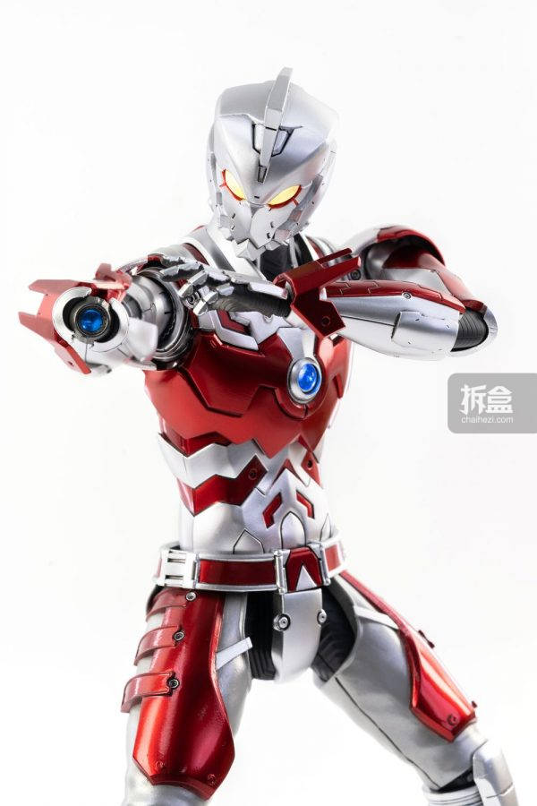 threezero《机动奥特曼》1/6比例收藏级可动人偶-ace suit 艾斯奥特曼