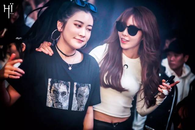 妈呀,抱抱摇也太好玩了叭!