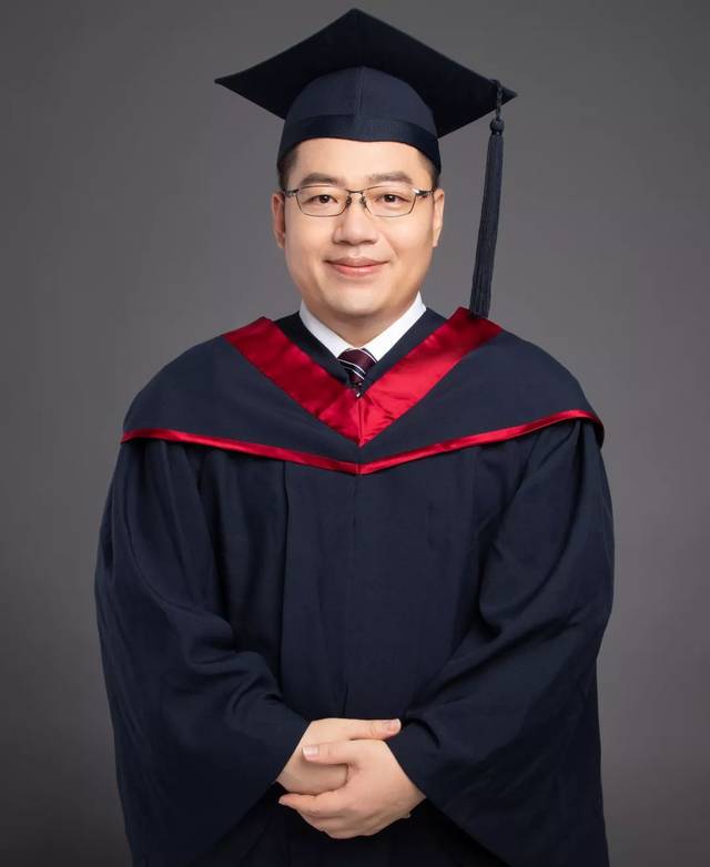 风华校友专访王雷鸣归零求索擘画未来