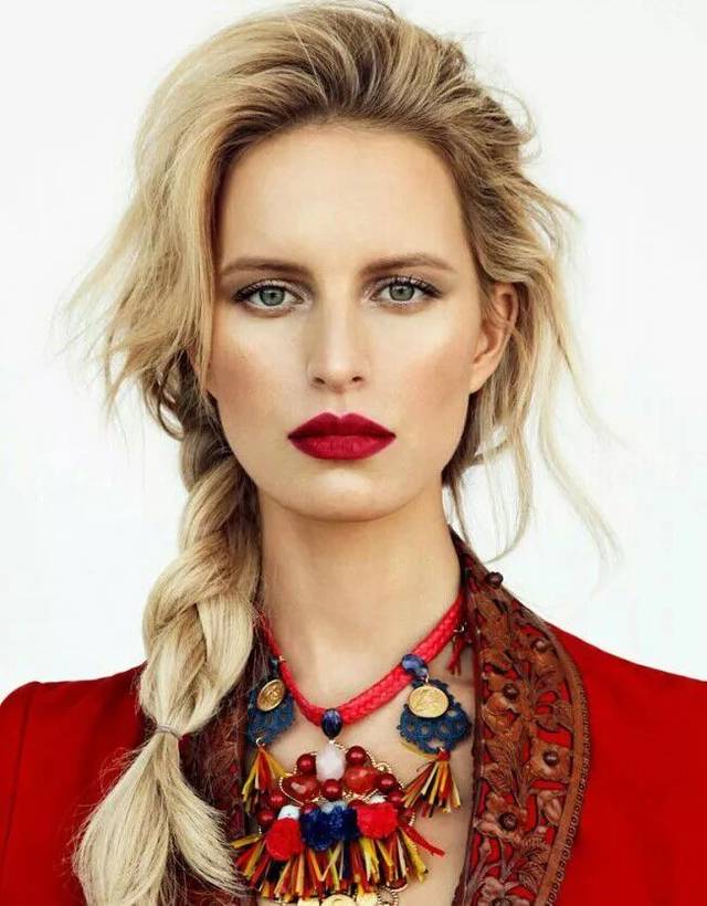 当年艳压吉娘娘,如今活成了传说,她凭啥20年都这么完美?