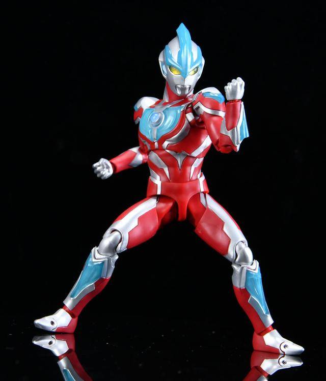 78官测:万代 shf 银河奥特曼