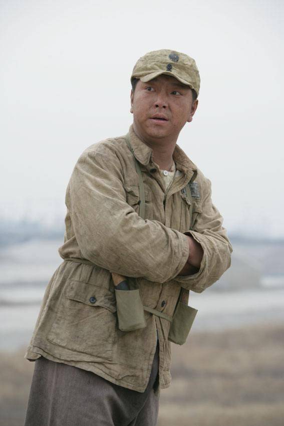 《团长》克虏伯一炮与整个日军步炮对轰,最后跟着团长自杀了