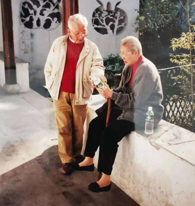 上影厂又一对明星恩爱夫妻,史原和罗静宜,独家老照片曝光,如今妻子92