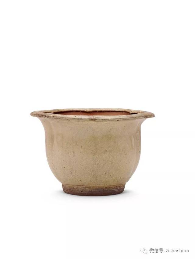 lot 2931 近代 宜兴窑紫泥白交趾釉四方敦式盆  落槌价:rmb  ,000 元