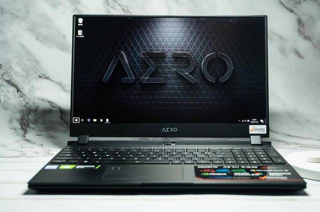 双十一剁手顶配轻薄游戏本,4k体验技嘉new aero15 oled sa