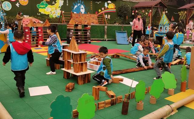 永川区2019年秋期幼儿园区域游戏观摩研讨会看看孩子们的儿童乐园
