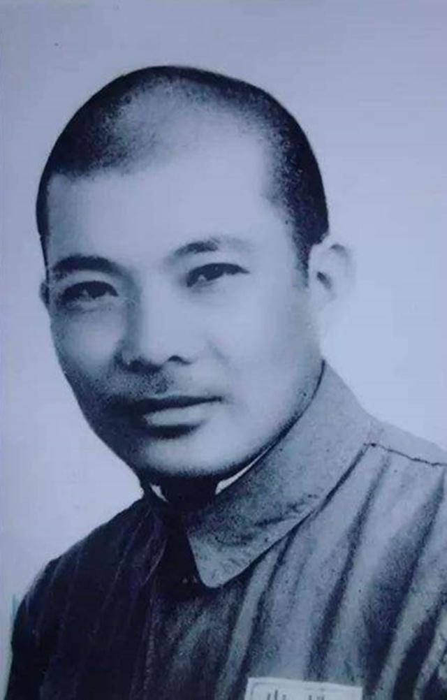 他是传奇红色特工土匪出身的河南将军一年内刺杀三名日军少将