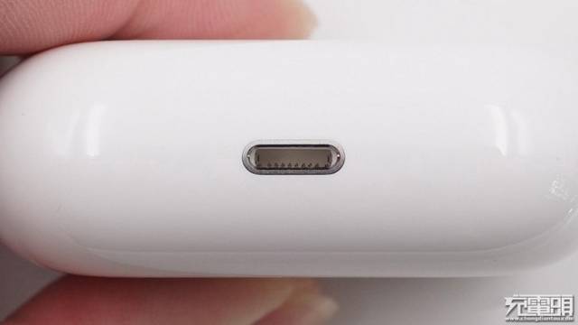 这么小的个子,充满它要多久?airpodspro充电评测