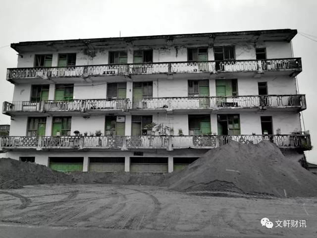 文轩财经丨简阳贾家的12200亩地与新希望的180亿