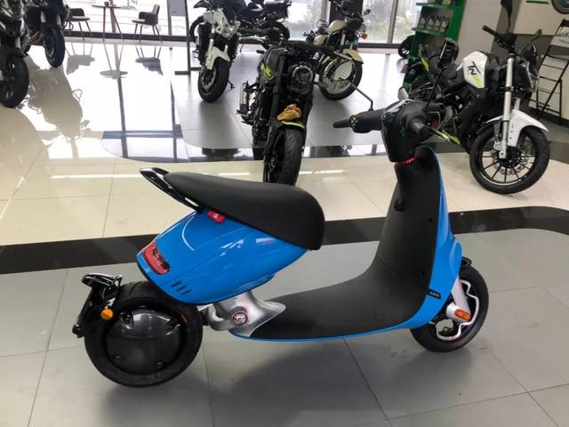 展厅实拍  时间:2019年11月26日 地点:贵州机车汇 车型:钱江东动bo